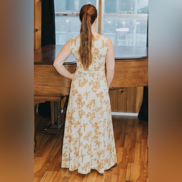 Vintage Nancy G beige/brown floral dress, size S/M - Picture 5 of 6